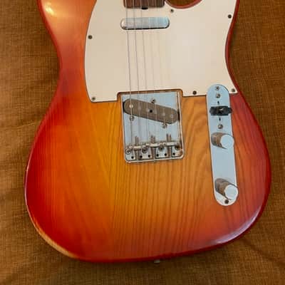 Right handed 1982 Fender Telecaster  - Sienna Sunburst image 1