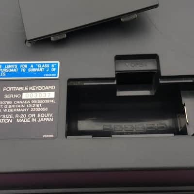 Yamaha PSR 36 Vintage FM Synthesizer Piano Keyboard (41) image 5