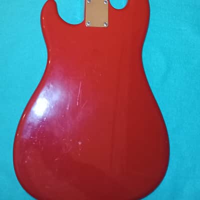 Fender Bullet H-1 with Maple Fretboard 1982 - 1983 Red image 8
