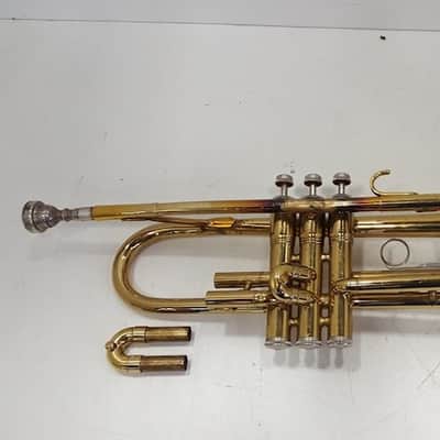 King Cleveland 600 Bb Trumpet, USA, Brass with Case, good but resolder image 12