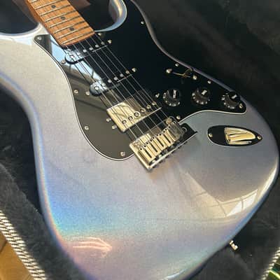Fender 70th Anniversary Ultra Stratocaster HSS 2024 - Amethyst image 2