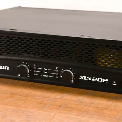Crown XLS 202 2-Channel Power Amplifier CG010TY image 3
