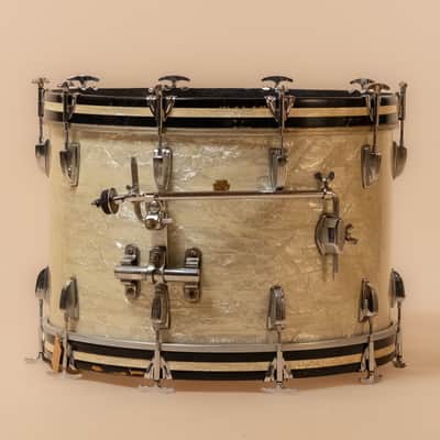 1960s Ludwig Classic Bass Drum in White Marine Pearl - 14x22" image 3