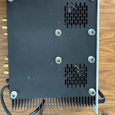 Audio Research D240 Amplifier image 4