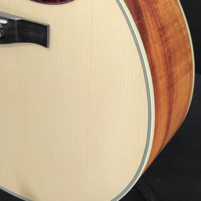 Eastman AC422CE-LTD-KOA Acoustic Electric Guitar image 4