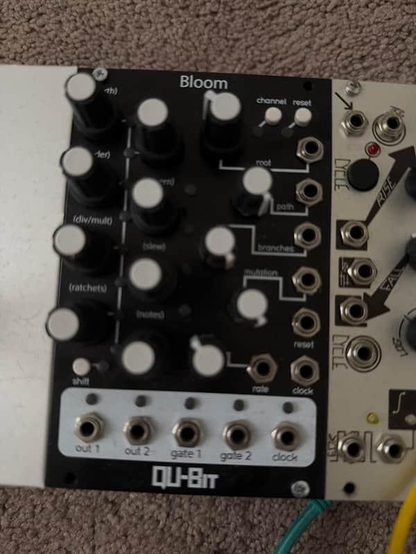 Qu-Bit Electronix Bloom