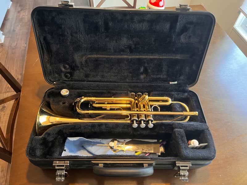 Yamaha YTR-200ADII Advantage Standard Bb Trumpet 2010s - Brass image 1