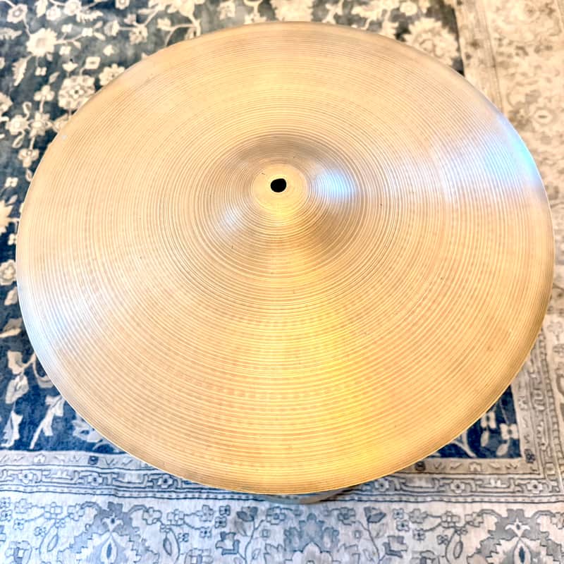 Vintage A. Zildjian 60s Stamp 18" Medium Thin Crash Cymbal - 1960s - Traditional image 1