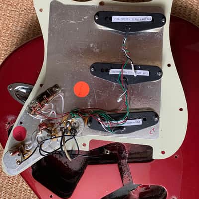 Fender Yngwie Malmsteen Artist Series Signature Stratocaster with Maple Fretboard 1998 - 2006 Candy Apple Red image 4