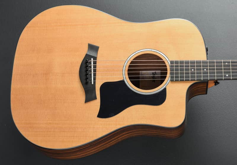 Taylor 210CE Plus '25