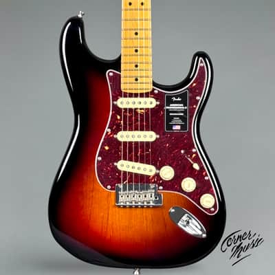 Fender American Professional II Stratocaster 2021 - 3-Tone Sunburst image 1