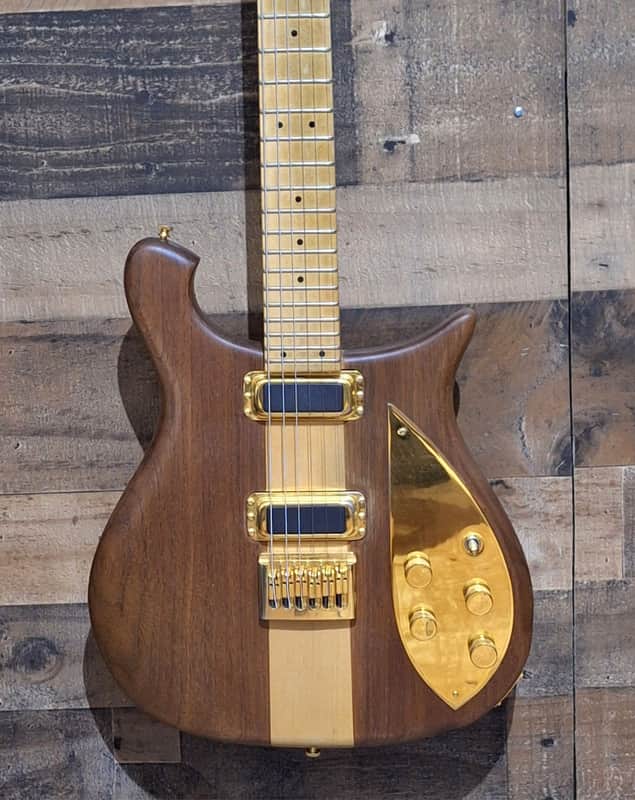 Rickenbacker 650S "Sierra"