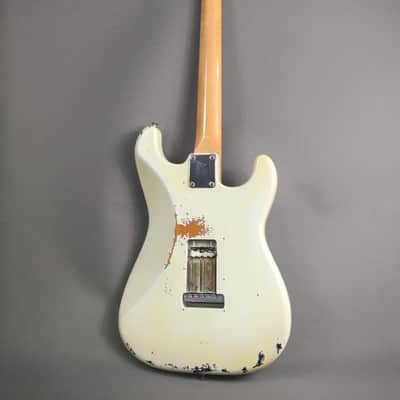 LEFTY! Vintage Fender ‘62 Reissue ST-62L Heavy Relic Custom Blonde Nitro Over Sunburst Strat 1989 7.3 Lb HSC image 4