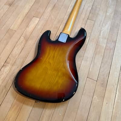 1982 Fender JV '62 Jazz Bass  Sunburst Lacquer image 8