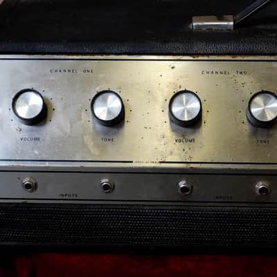 Vintage 1960's Valco / Montgomery Ward GVC 9085A Tube Amp image 4