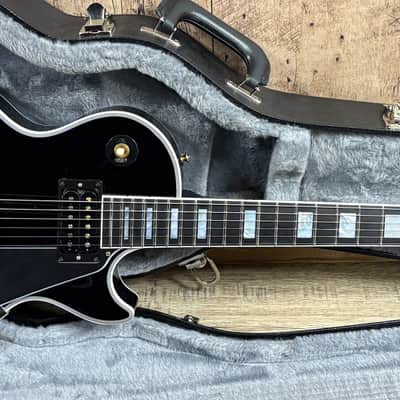 Gibson Les Paul Custom 2022 Ebony image 2