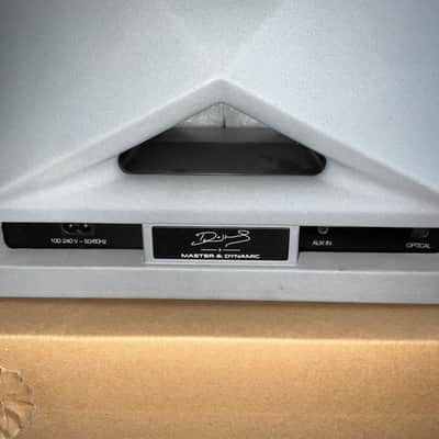 Master Dynamic MA770 Wireless Speaker 2020 - Concrete image 8
