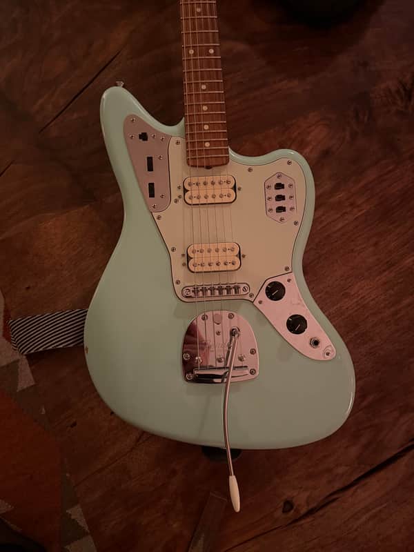 Fender Vintera '60s Jaguar Modified HH with Pau Ferro Fretboard 2019 - 2023 - Surf Green