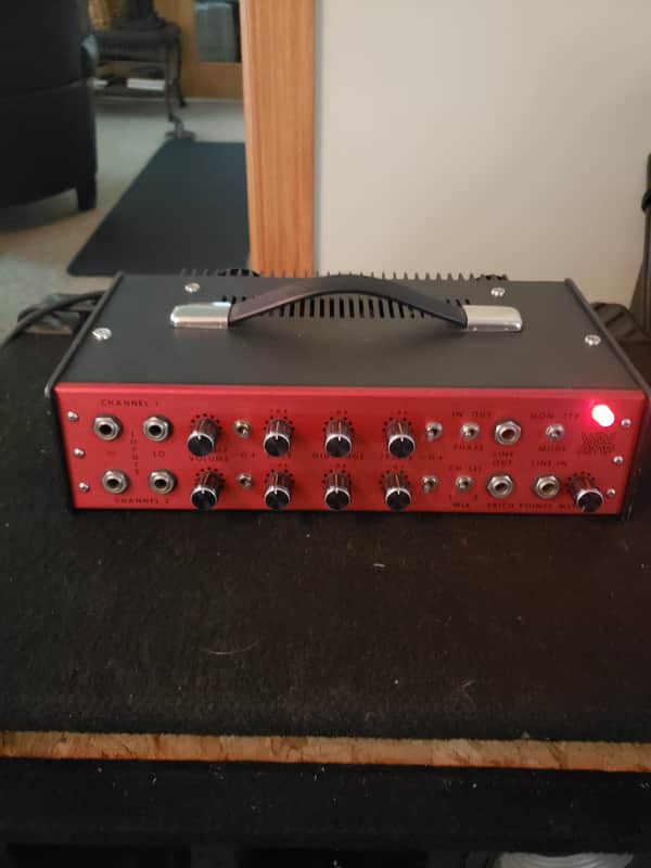 Walter Woods MI 100-8 Bass Amp image 1