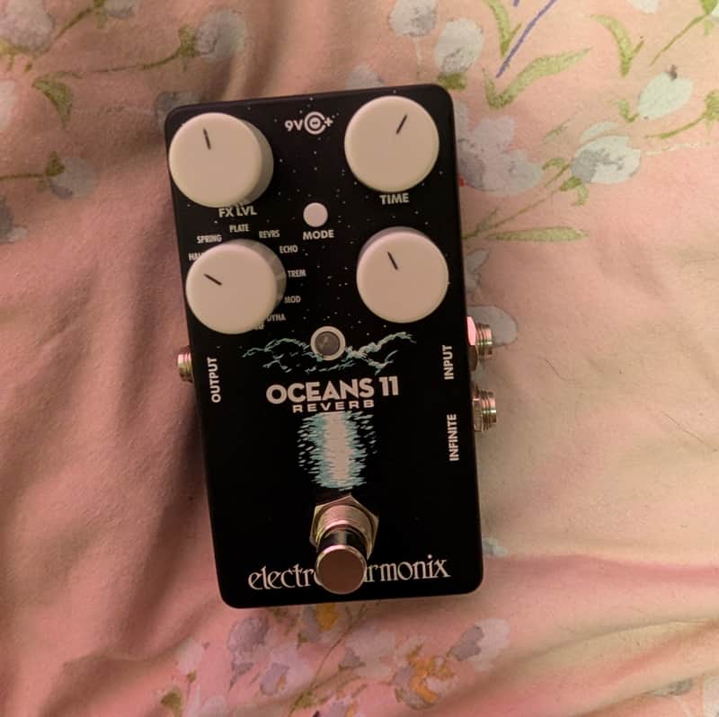 Electro-Harmonix Oceans 11