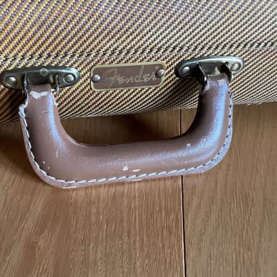Fender G&G Deluxe Strat/Tele Hardshell Case, Tweed with Orange Plush Interior image 8