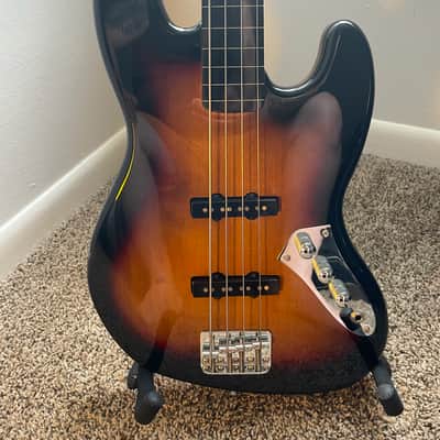 Squier Vintage Modified Fretless Jazz Bass w/ Factory Precision Bass Neck - 2018 - Sunburst image 3