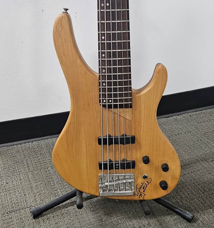 1994 Washburn XB-600R/NM Bass – Natural – EMG Preamp image 1