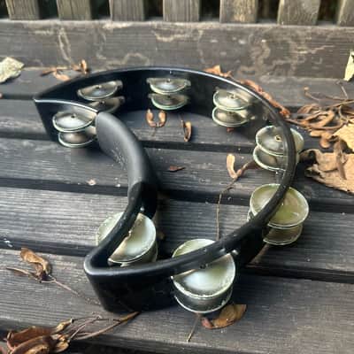 Oasis Liam Gallagher stage used tambourine image 3