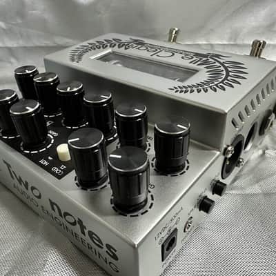 Two Notes Le Clean Dual Channel Tube Preamp 2010s - Silver image 6