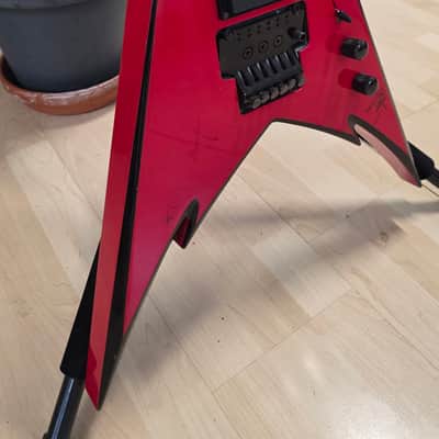 Jackson Demmelition King V ex LONDON CROBAR Soho Metal Rock Bar Artist Signed Phil Demmel Machine Head Signature Flying V EMG 81 85 Zakk Wylde Set Floyd Rose Electric Guitar image 15