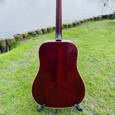 Gibson Hummingbird 1967 - Cherry Sunburst image 5