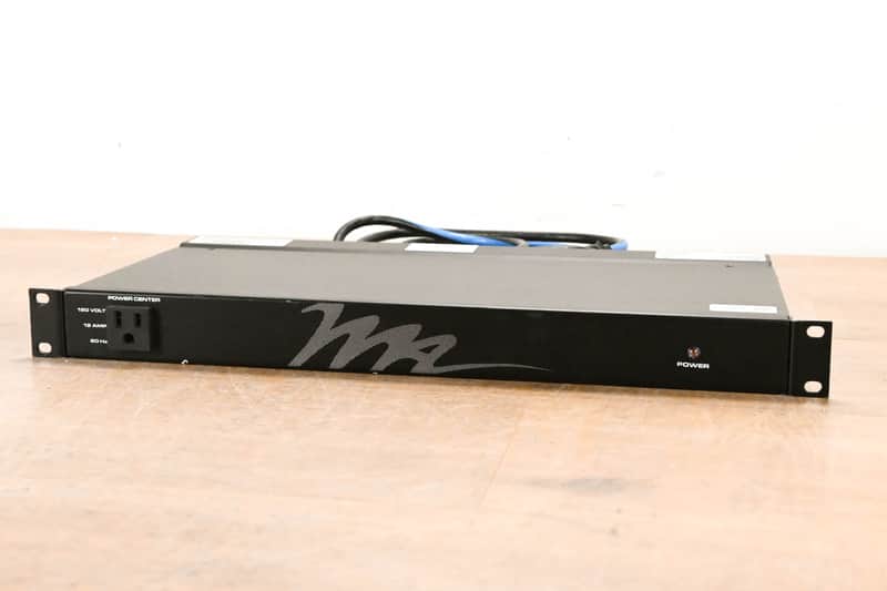 Middle Atlantic PD-915R-PL 9-Outlet Rackmount Power Distribution Unit CG013XC image 1