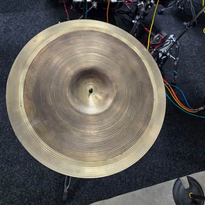 Zildjian 18" A Series Rock Crash Cymbal 1982 - 2012 - Traditional image 3
