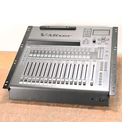 Roland M-200i 32-Channel V-Mixer with iPad Dock | Reverb