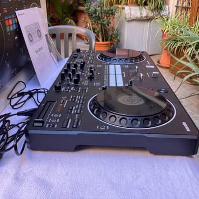 Pioneer DDJ-REV5 2-Channel DJ Controller 2023 - Present - Black image 5