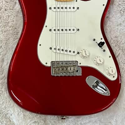 2011 Fender American Special Stratocaster , Maple Fingerboard, Candy Apple Red image 11