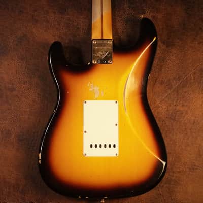 Fender Custom Shop 1957 Stratocaster Relic in Faded Aged 2-tone Sunburst image 7