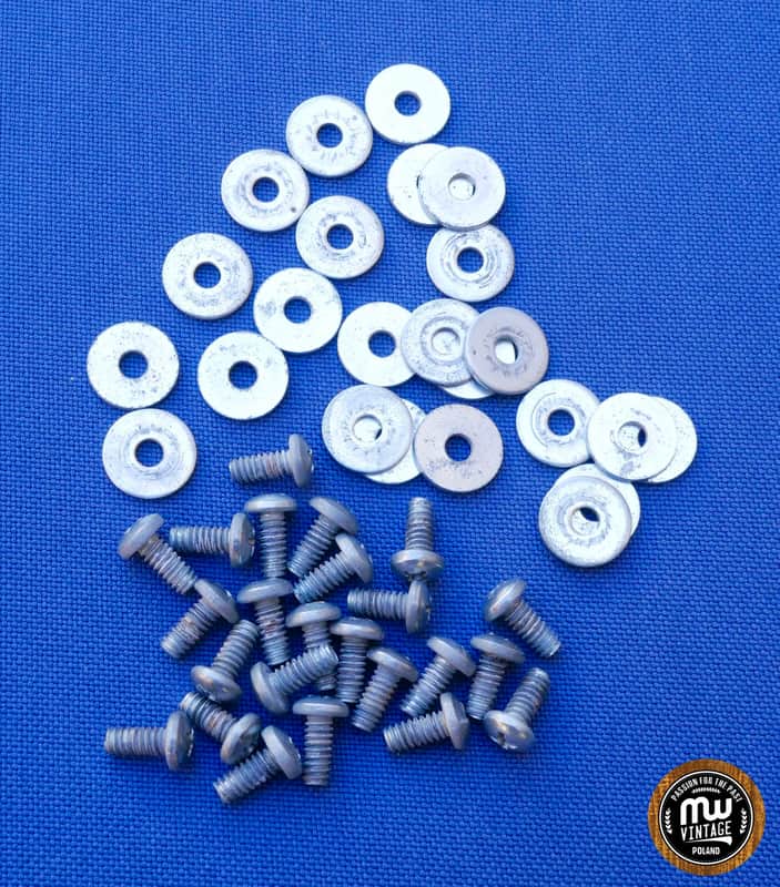 Camco Lugs Mounting Screws 24 Pieces Short No 2 image 1