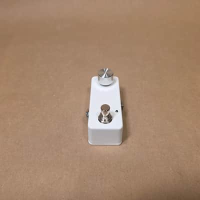 BIG EAR Pedals Betty White Fuzz 2019 - Present - Betty White image 2