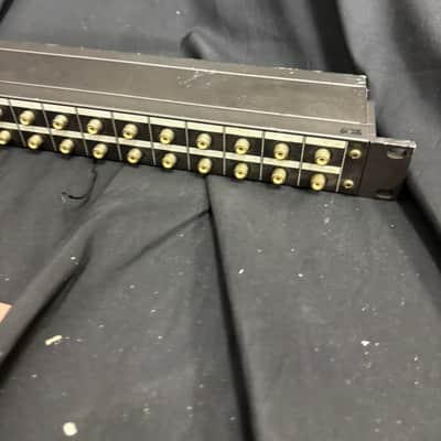 TASCAM PB-32R RCA Patch Bay 32 Point Audio Routing Rack Unit Tested Working image 6