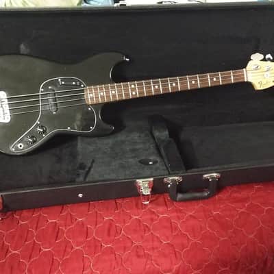 Fender Musicmaster Bass 1977 Black w/ original case + hard shell case image 3