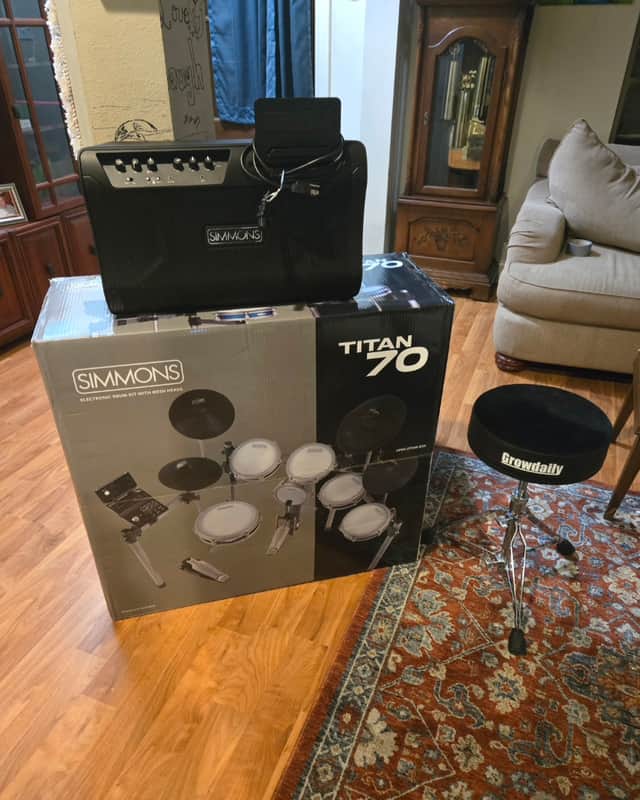 Simmons  Titan 70 2025