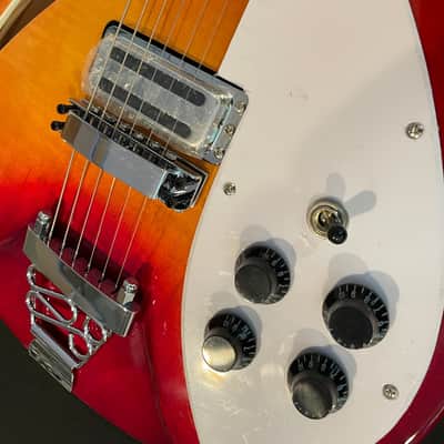 IYV IP-340 SB Semi-Hollow Body Sunburst image 3
