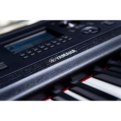 Yamaha DGX-670 88-Key Portable Grand Piano (Black) image 8