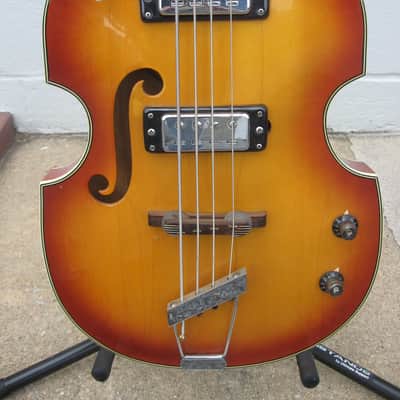 Mayfair Deluxe Bass 60's 70's Vintage Sunburst Case, Kent Teisco image 1