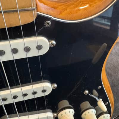 Fender Stratocaster with 3-Bolt Neck, Maple Fretboard 1975 - Natural image 6
