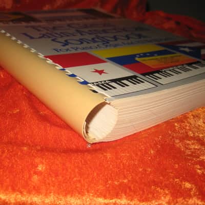 Ekay Music The Great Latin-American SongbookSpiral Bound 432 Pages Giant Book Piano - Vocal - Guitar image 3