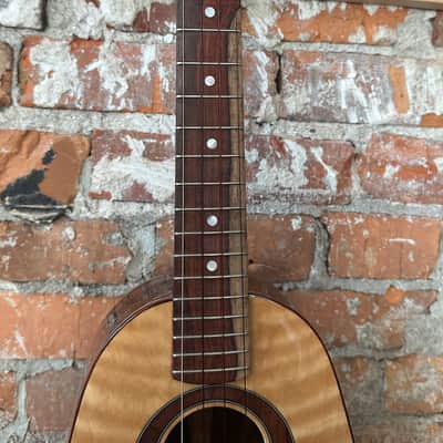 Luis Pilarte Custom Port Orford Cedar/Cocobolo Pineapple Tenor Ukulele with Reunion Blu es Structured Gig Bag 2025 - Gloss image 3