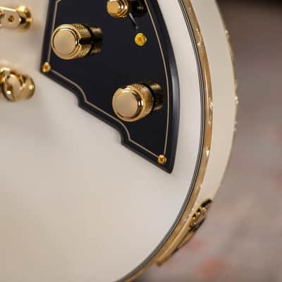 Duesenberg Fantom A Electric Guitar - Aged White with Hardshell Case - Demo image 18