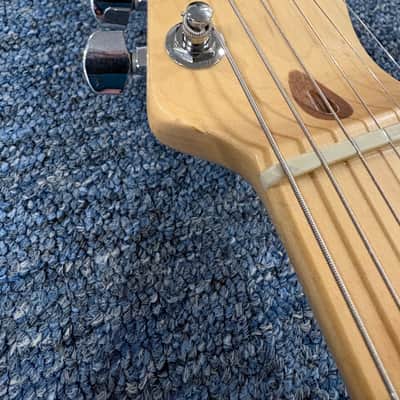 Fender Highway One Telecaster with Maple Fretboard 2006 - 2011 - Midnight Wine Transparent image 4